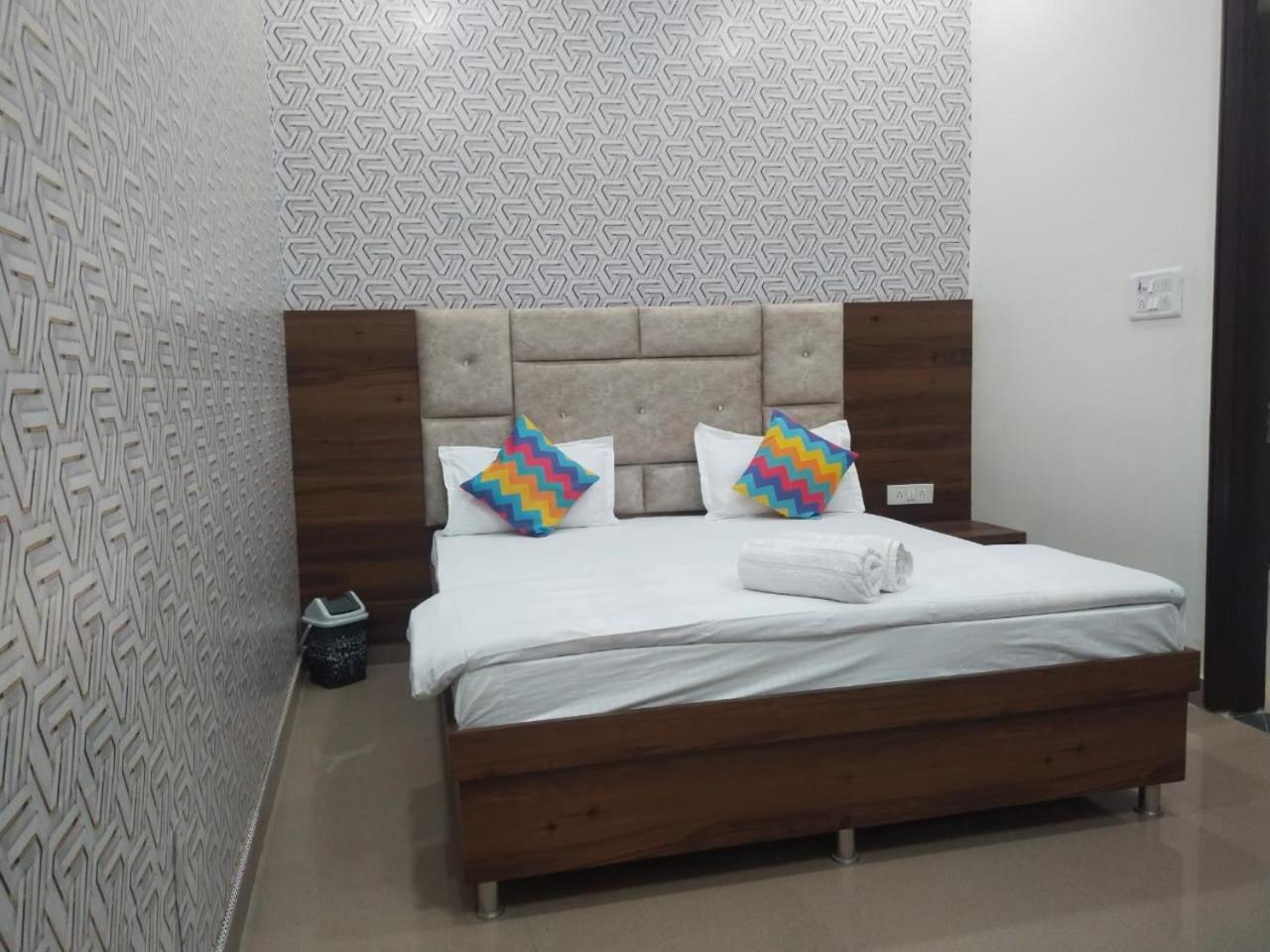 Gostops Amritsar, Chatiwind Gate Zewnętrze zdjęcie